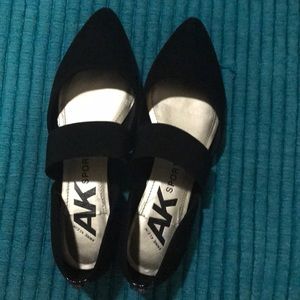 👀ANNE KLEIN FLATS